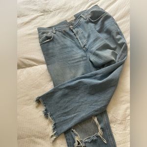 Maggie Mid-Rise Straight-Leg Jeans size 32